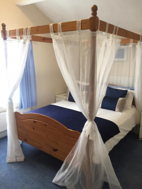 Marlow Lodge